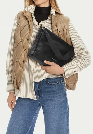 Lasocki, LASOCKI HANDBAG C-MLR-J-022-05 - Håndtasker - black