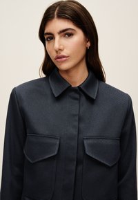 Next TWILL BOXY REGULAR FIT - Lichte jas - navy