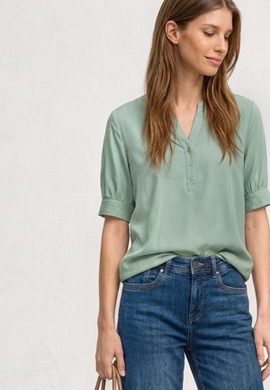Street One, SHORT-SLEEVE BLOUSE WITH SPLIT NECK AND ELASTIC HEM - Blouse - eucalyptus green