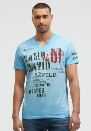 Camp David, CAMP DAVID T-SHIRT MIT V-CUT UND USED PRINT - Print T-shirt - summer aqua