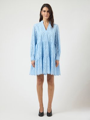 YAS YASHOLI  - Denné šaty - blue