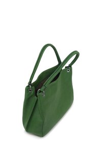 Groene leren handtas met een gestructureerde afwerking, twee schouderbanden en accenten van zilver hardware. Open bovenkant ontwerp met een ruime interieur.