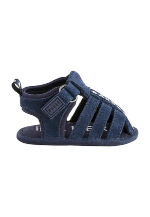 Sandale bébé en tissu doux bleu marine avec plusieurs brides, une fermeture Velcro étiquetée "BAKER," et un design à bout ouvert.