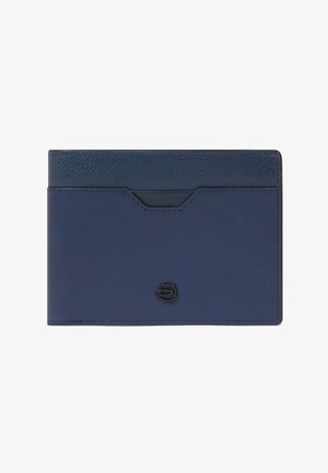 Marineblauer Lederkartenhalter mit einem strukturierten oberen Bereich, einem zentralen Kartenfach und kleinem Metalllogo auf der Vorderseite.
