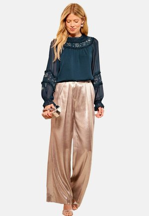 REGULAR FIT - RO SHIRRED DETAIL LONG SLEEVE  - Bluse - midnight blue