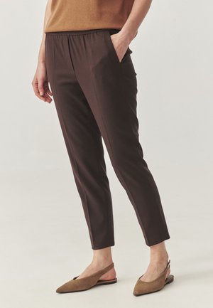 MILTI - Pantaloni - chocolate brown