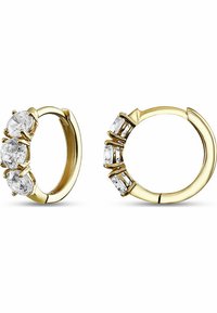 Orecchini a cerchio in oro con tre pietre rotonde trasparenti e due pietre rettangolari. Finitura liscia, chiusura sicura e design semplice.