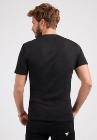 Guess ORIGINAL LOGO TEE - Tricou cu imprimeu - jet black