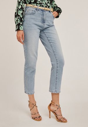 Vaqueros slim fit - light blue