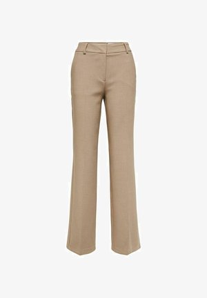 Pantalons beige ajustés avec une coupe droite, fabriqués en tissu lisse. Comprend des passants de ceinture et des poches avant.