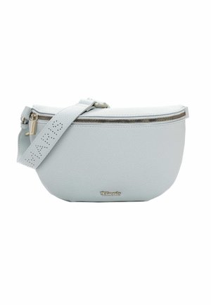 Lichtgrijze leren crossbodytas met textuur, voorzien van een gouden ritssluiting en een verstelbare geperforeerde band, met metalen merklogo aan de voorkant.