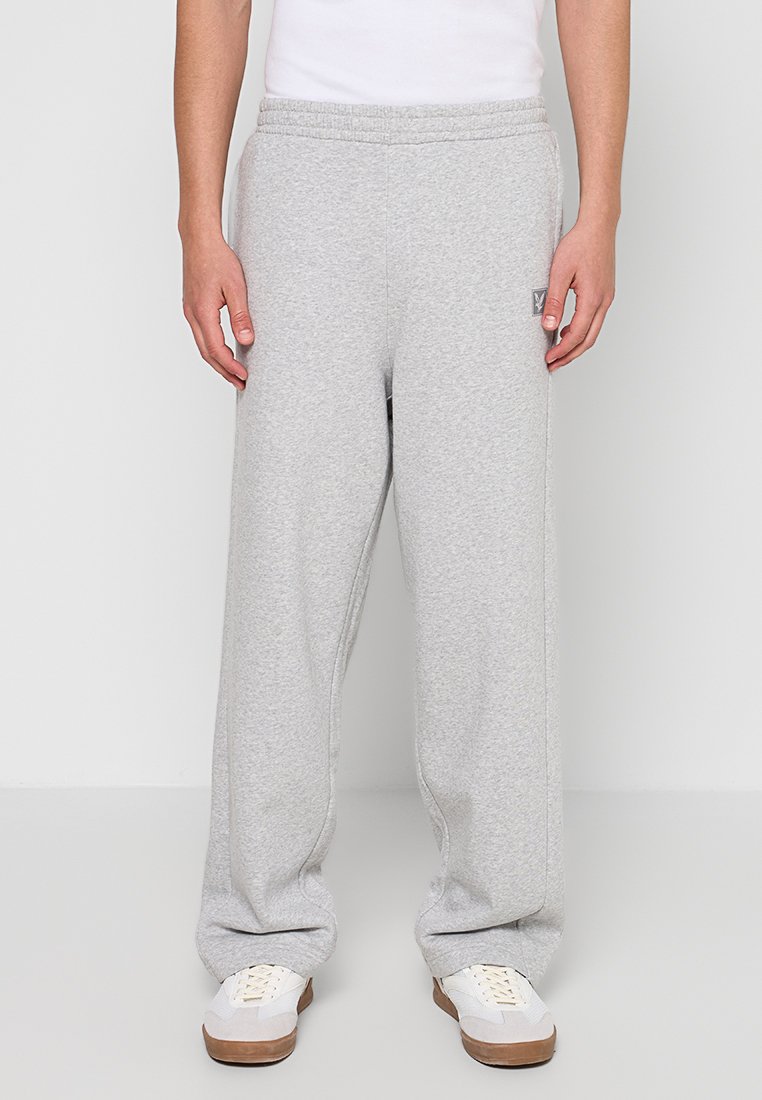 Pantalones deportivos