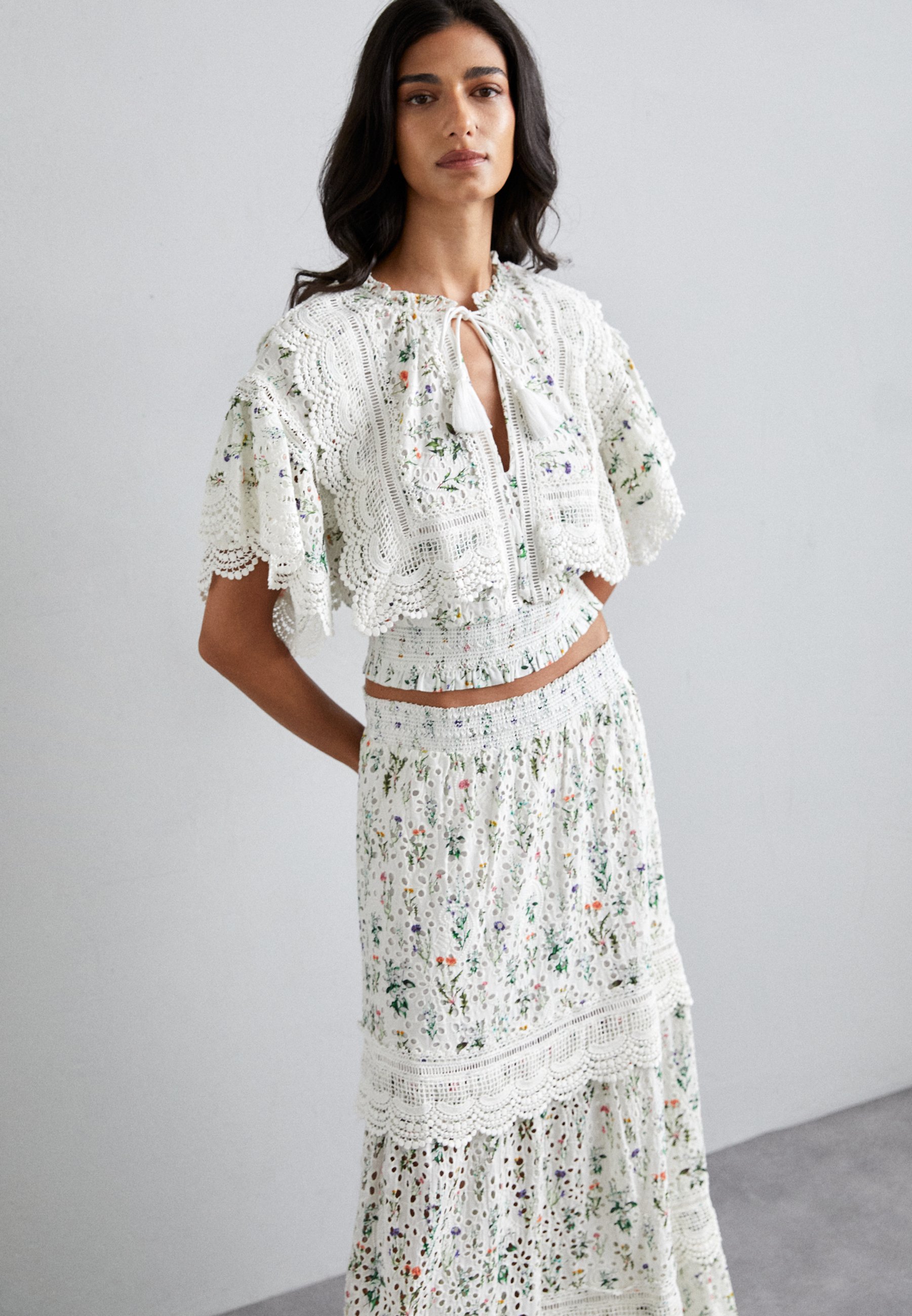 Alice + Olivia REISE TIERED SKIRT - Maxi skirt - georgia/off