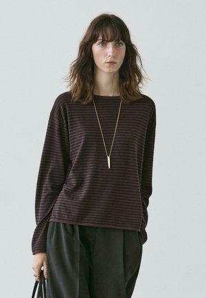 STRIPED CREW NECK - Strickpullover - dark brown