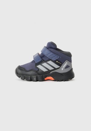 Adidas Terrex TERREX SKYCHASER UNISEX - Chodecká obuv - shadow navy/grey three/semi impact orange