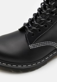 Dr. Martens 1460 DISRUPT UNISEX - Botins de atacadores - black smooth