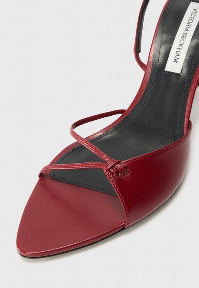 Victoria Beckham Sandalias de tacón - burgundy