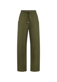 Pantaloni ampi color verde oliva realizzati in morbido misto cotone, con vita elasticizzata e cordoncino, oltre a tasche laterali.