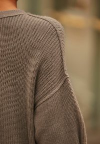 Next COSY LONGLINE - Pulover - mole brown