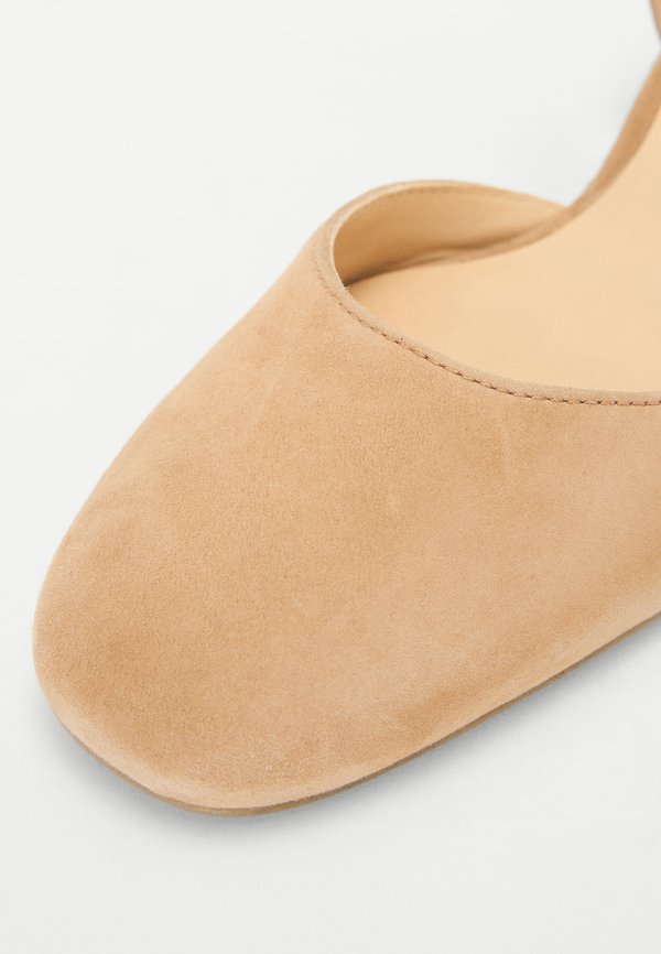 Ankle strap ballet pumps - sand2