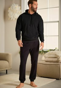 Next REGULAR FIT - THERMAL LONG SLEEVE SET - Pyjamas - black