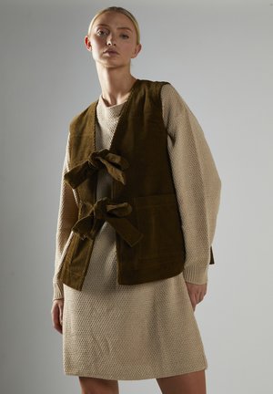 GILET - Weste - olive brown cord