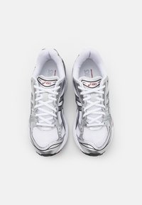 ASICS SportStyle GEL-KAYANO 14 UNISEX - Sporta apavi - white/pure silver