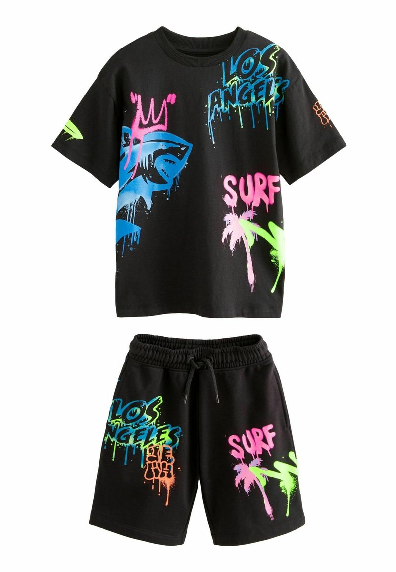 Next - GRAPHIC AND SET - Shorts - black grafitti, Forstør