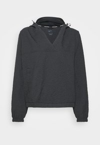 Sweat à capuche noir texturé à manches longues avec col en V, poignets élastiques et cordons ajustables sur la capuche, conçu pour la course à pied.