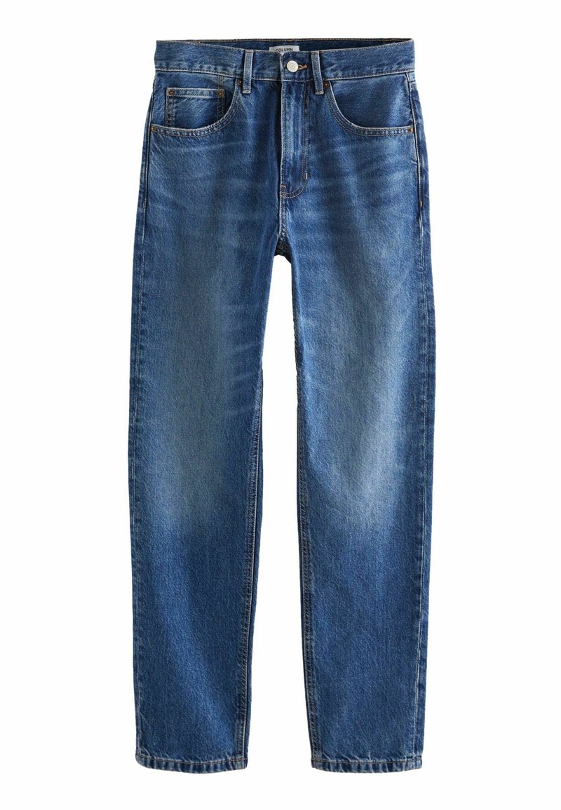 Jeans in denim blu con un design a gamba dritta, cinque tasche e cuciture a contrasto. Il tessuto presenta un leggero sbiadimento e una texture rigida.
