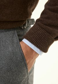 Oscar Jacobson JACQUES HALF ZIP - Trui - dusk brown