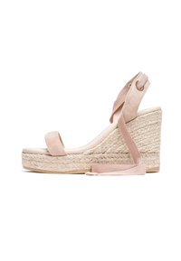 Unselected, beige suede