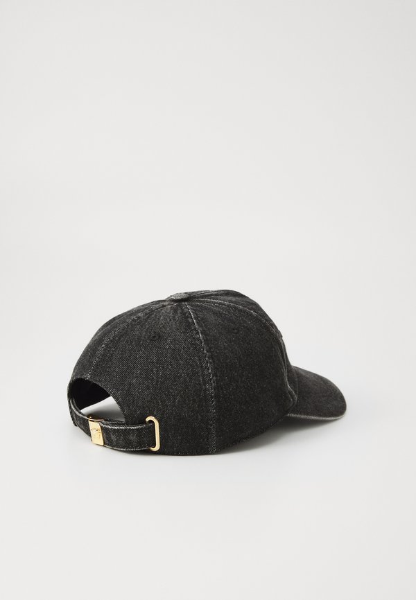 BASEBALL CAP EMBOSSED - Cap3