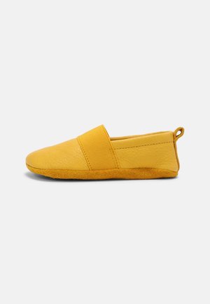 BAREFOOT ELASTICO INDOOR UNISEX - Slippers - gelb
