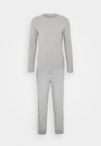 Unselected, mottled grey
