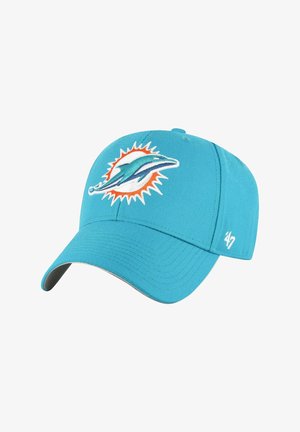 Hellblaues Baseballcap mit einem gestickten Delphin- und Sonnenlogo auf der Vorderseite und einer weißen "47"-Stickerei an der Seite.