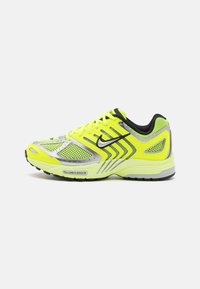 Vybrané, volt/metallic silver/black/pure platinum/barely volt