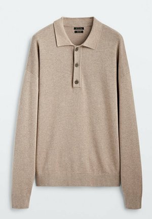Beiges langärmliges Polohemd aus weichem Stoff mit Kragen, Vier-Knopf-Leiste und gerippten Bündchen an Ärmeln und Saum.