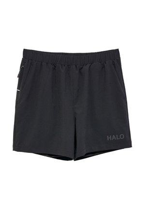 Zwarte shorts van lichtgewicht stof met een elastische tailleband, zijzakken en een logo op de ondervoorzijde. Gladde textuur en een strak ontwerp.