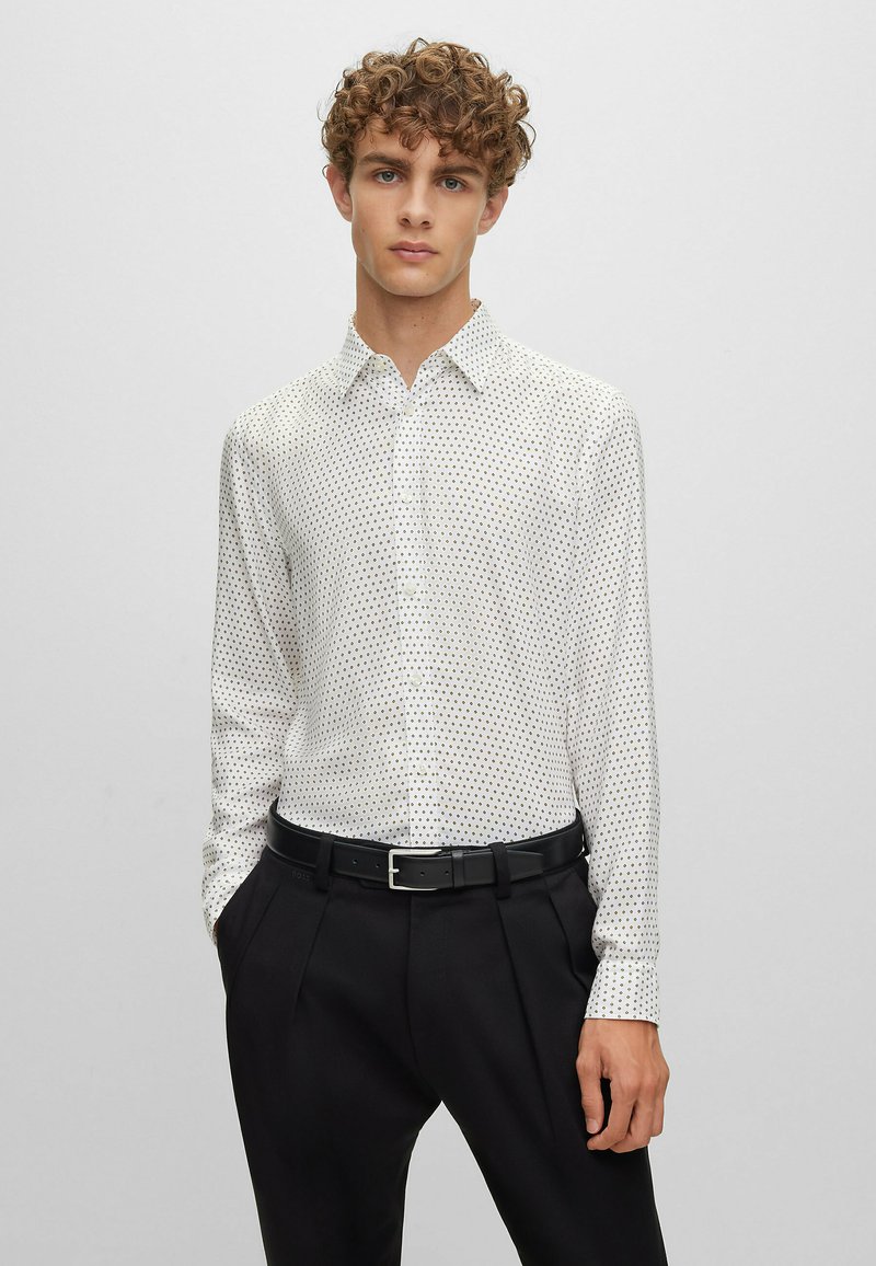BOSS S ROAN KENT C1 233 Hemd Green Eleven wei Zalando ch boss-s-roan-kent-c1-233-hemd-green-eleven-wei-zalando-ch