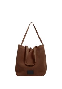 Borsa tote in rete marrone con due spallacci, chiusura superiore con coulisse e un'etichetta nera a contrasto sul lato. Tessuto testurizzato.