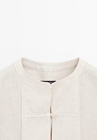 Thumbnail Image 8