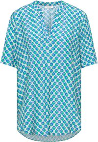 Short-sleeve top in light fabric featuring a geometric pattern of blue and green hexagons on a white background. V-neck design.