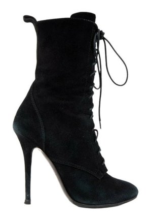 Bottine noire en daim à talon haut, avec lacets sur le devant et bout pointu, dotée d'un talon stiletto fin et d'une languette à l'arrière.