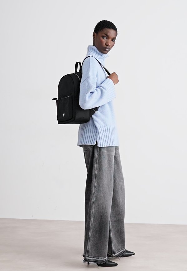 SPRING BACKPACK - Rucksack3