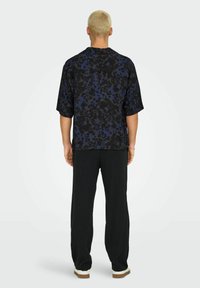 Only & Sons ONSHARRIS - Camisa - naval academy