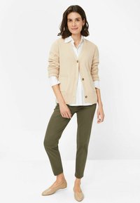 BRAX STYLE ALICIA - Strickjacke - soft beige