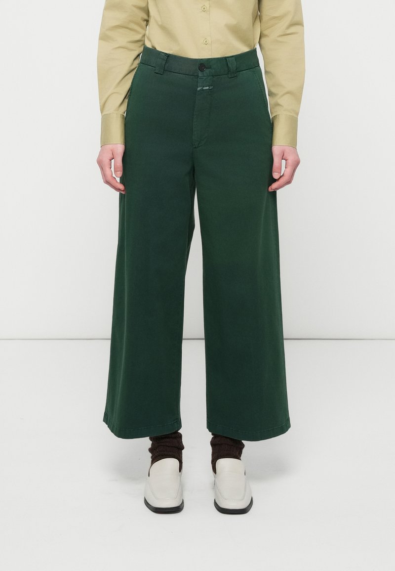 closed Broek groen