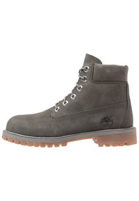 Timberland ICONIC CLASSICS 6 INCH PREMIUM WP BOOT - Botines con cordones - coal