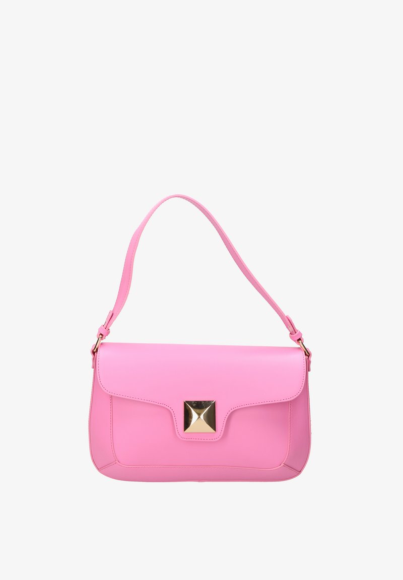 Roze leren handtas met een rechthoekige vorm, voorzien van een gouden vierkante sluiting en een enkele verstelbare schouderband. Gladde textuur, minimalistisch ontwerp.